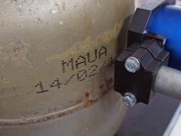 Marcação em botijão de gás - Sistema Jato de Tinta Grandes Caracteres (Antiexplosão)